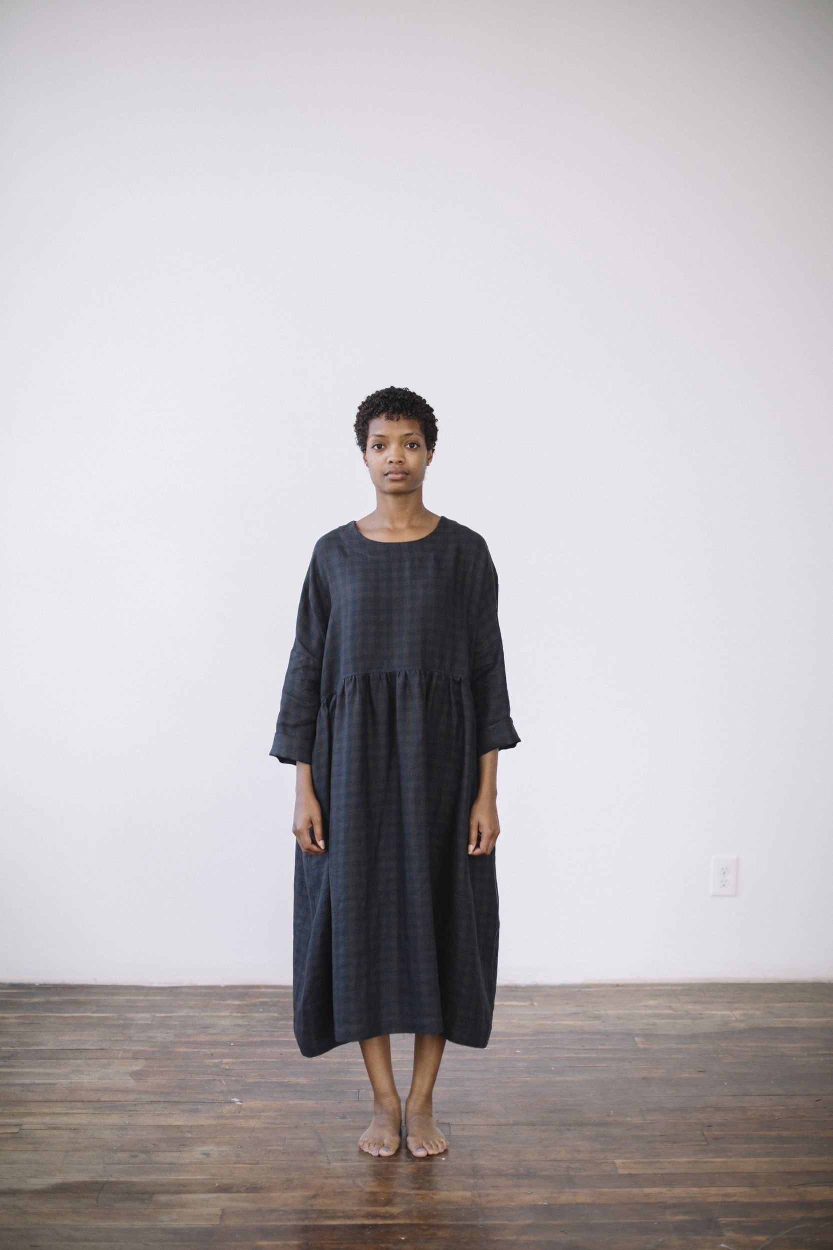 Clare dress check linen – SOLD OUT – Petria Lenehan